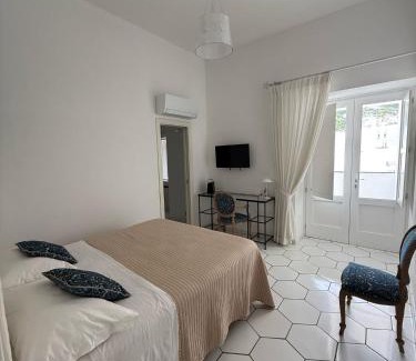 Marina Grande Apartment | Elisa Suites