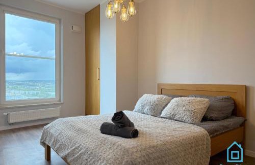 Bretowo Apartment | Elite Apartment 15 min to Old Town Gdansk