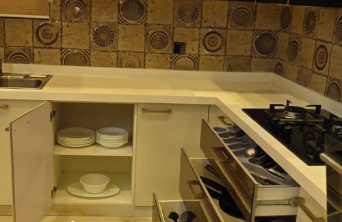 Gulshan-e-Iqbal House | Elite GF,Hygiene house,24/7 💂‍♀️ security guards,