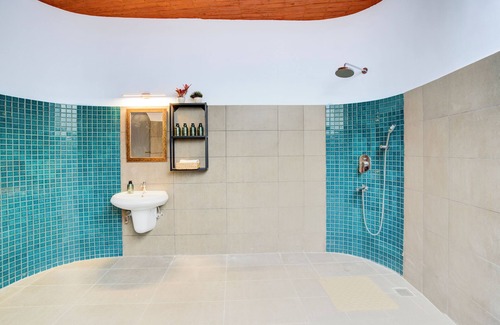Kumbalgodu Hotel | ELIVAAS Urvi Suites
