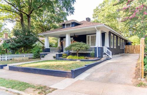 Charlotte House | Elizabeth Bungalow, Fenced Yard, Fireplaces, Grill