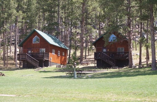 Custer Ski Chalet | Elk Haven Vacation Cabins, Custer SD, Elk Haven Vacation Cabins, Custer SD