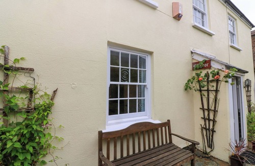 Malborough House | ELLENOR, pet friendly, character holiday cottage in Malborough