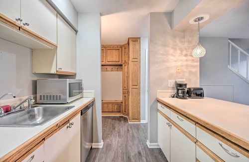 Ellicottville Apartment | Ellicottville Townhome ~ Half Mi to Slopes!