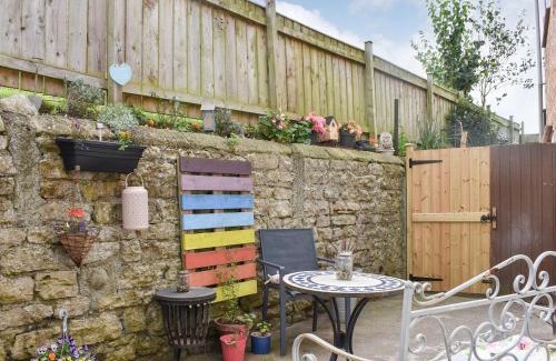 Darlington House | Elms Cottage - Sadberge