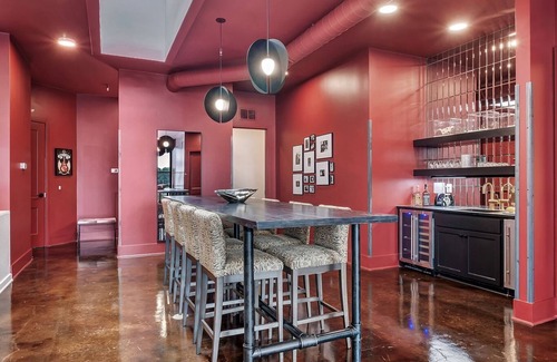 Downtown Nashville Apartment | Elvis Penthouse Suite 4BR by Maddox Hotel