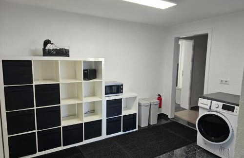 Obergroningen Apartment | ELW sonnig,Terasse, bis zu 13 Schlafpl.