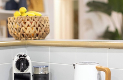 Cams Wharf Villa | Elysian Escape - 4 Pools, Lakeside, Raffertys Resort