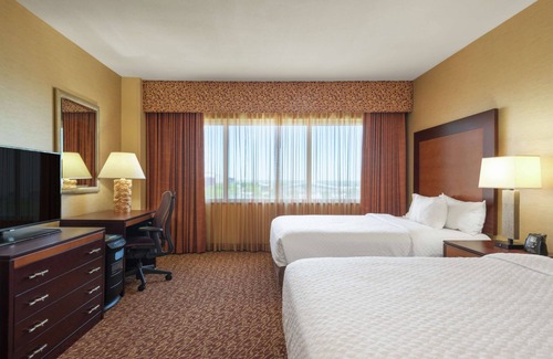 Loveland Hotel | Embassy Suites by Hilton Loveland Conference Center