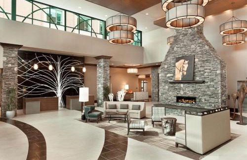 Saratoga Springs Hotel | Embassy Suites Saratoga Springs