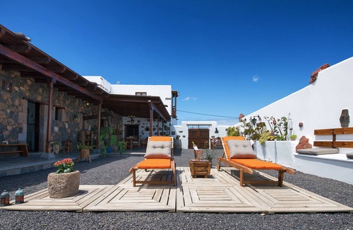 Tajaste Cottage | Emblematic House Garaday, near Timanfaya, volcanoes natural park, beach