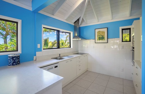 Takapuna Hotel | Emerald Inn