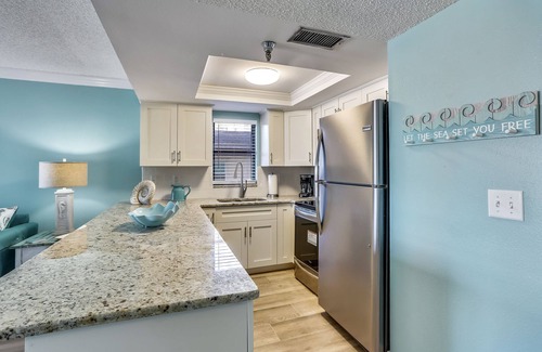 North Redington Beach Condo | Emerald Isle 104 Beachfront|Updates Galore|Amazing SUNSET Views| 2 Bdrms