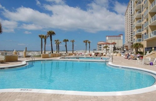 Pensacola Beach Condo | Emerald Isle
