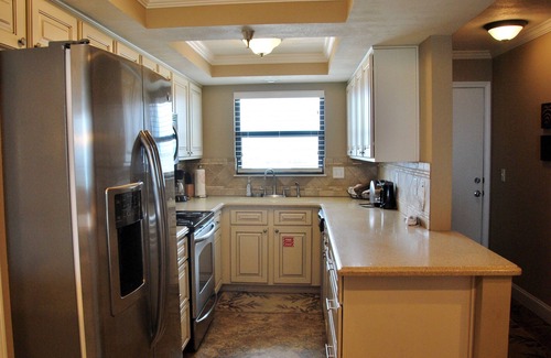 Navarre Beach Condo | Emerald Surf, 507, Great Top Floor Unit For Couples And Families!