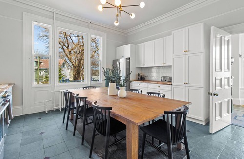 Downtown St. John's House | Emerald Victorian | Patio | 4+1 Bd | Parking