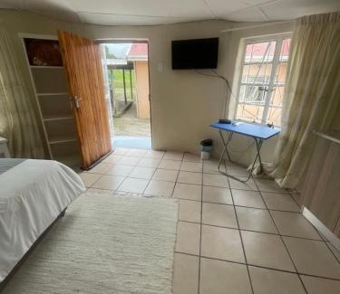 Butterworth House | Emfuleni Country House