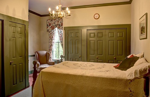 Springfield Bed & Breakfast | Emma's Bed and Breakfast