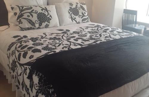 Croydon House | Emma's BNB