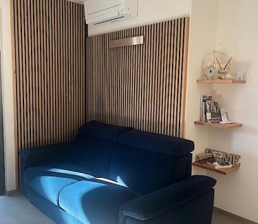 Riva del Garda Apartment | Emma`s Riva-Dream deluxe - sonnige 2-Zimmer-Wohnung mit privatem Parkplatz und Terrasse in Riva del Garda