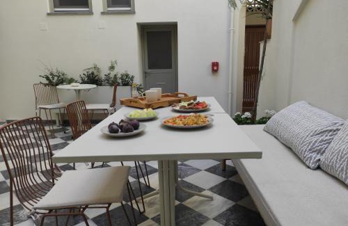 Chios Apartment | enδόtera chios apartments