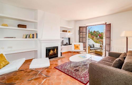 Marbella House | EN- Cozy Andalusian style townhouse in Marbella