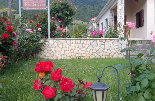 Sikyona Apartment | En Feneo