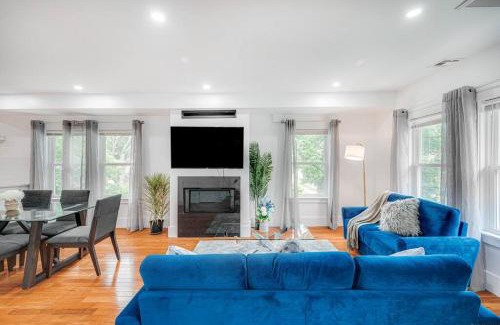 Milton Apartment | Enchanted Red Doors