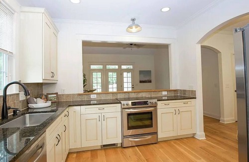 Pinehurst House | Enchanting 4-bedroom house with AC in Pinehurst