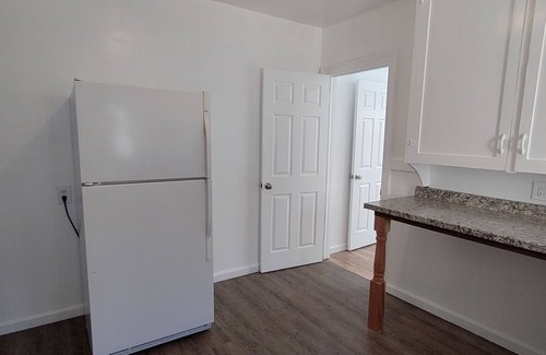 College Terrace House | Enchanting Home: Convenient, Cozy, Next to Stanford University with Free Parking