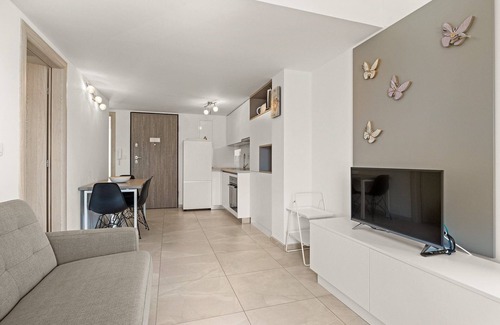 Cres Apartment | Enchanting Summer Apartment with Sea View