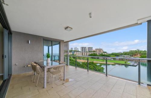 Darwin City Centre Apartment | Enchanting Waterfront Lagoon Views & Restaurants