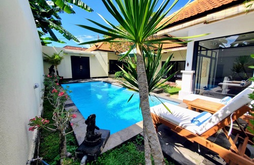Babakan Villa | Enclosed Spacious 3 Bedroom Villa in Canggu with Private Pool & Private Parking