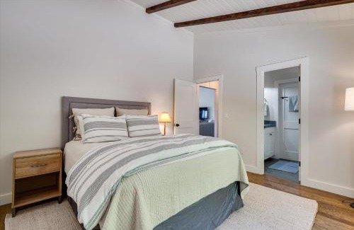 Calistoga House | Endless Views, Outdoor Kitchen And Pool-Hot Tub!