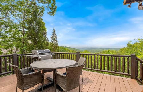 Mineral Bluff House | Endless Views