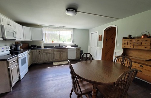 Antes Fort House | English Center Manor