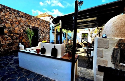 Pajara Cottage | Enjoy a cozy retreat in our Casa Isaítas - (Garcey)