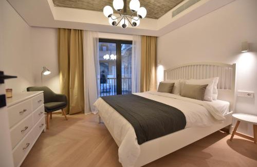 Jibert Apartment | Enjoy a premium downtown apartment in a BRAND-NEW ART DECO BUILDING! Free parking!