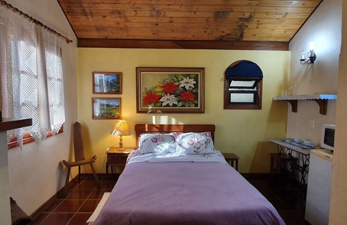 Monte Verde Ski Chalet | Enjoy a romantic weekend in our cottage.