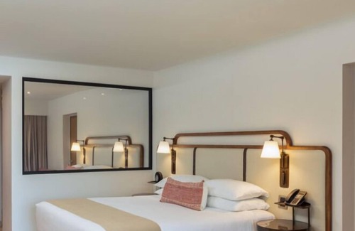 Ampliacion Juarez Resort | Enjoy a wonderful, relaxing stay in the heart of Cabo San Lucas. One/Two bedroom