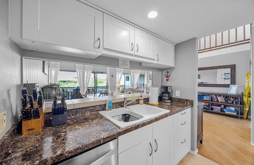 Point Venture House | Enjoy lake views from 2 decks! Walk to pool, gym & golf course. Lake access.