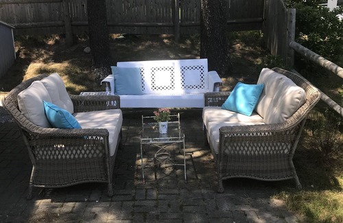 Teaticket House | Enjoy Our Breezy Beach Cottage While Looking at the Bay!