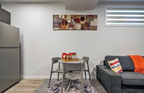 Airdrie Apartment | Enjoy the elegance of this 2 bedroom apartment