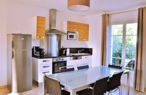 Saint-Florent House | Enjoy the off-season in St Florent (pool closed):700 euros per week