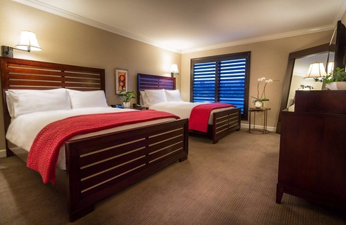 Cupertino Hotel | Ensuring a Very Comfortable Stay! Free Breakfast and Parking, Pets Allowed