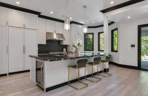 Melrose House | Entertainment Delight in LA