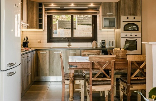 Erisos Villa | Entheos Private Villa sea views and infinity swimming pool