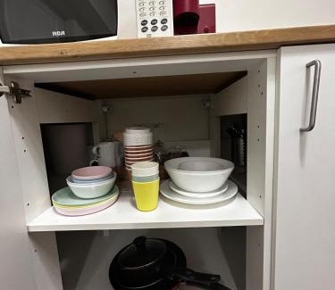 Northeast Edmonton Apartment | Entire 1 bedroom basement suite with Kitchenette and Laundry