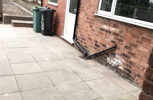Walsall House | Entire 4 Bed House, 5 Mins from Walsall Town - Family Friendly.