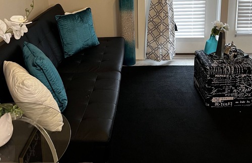 Ladson Apartment | entire apartment centrally located 2bed 2 bath